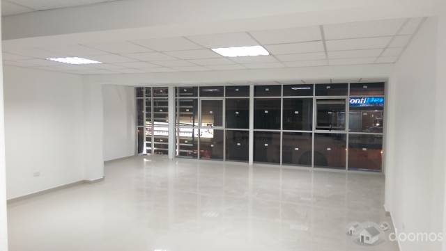 Alquilo Oficina Flat de 90 m2 en Centro Empresarial Magisterio - Cusco